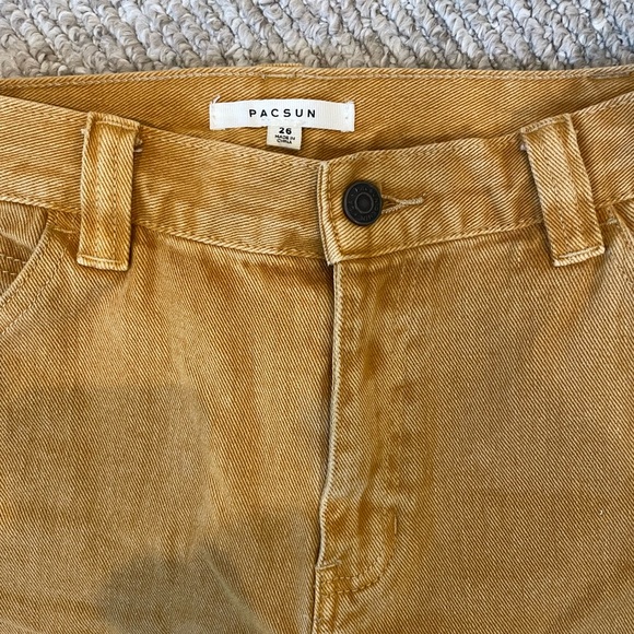 High Rise Yellow Denim - Picture 5 of 9